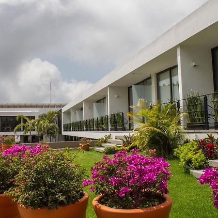 Villa Internacional Hotel & Club Cuernavaca Exterior foto
