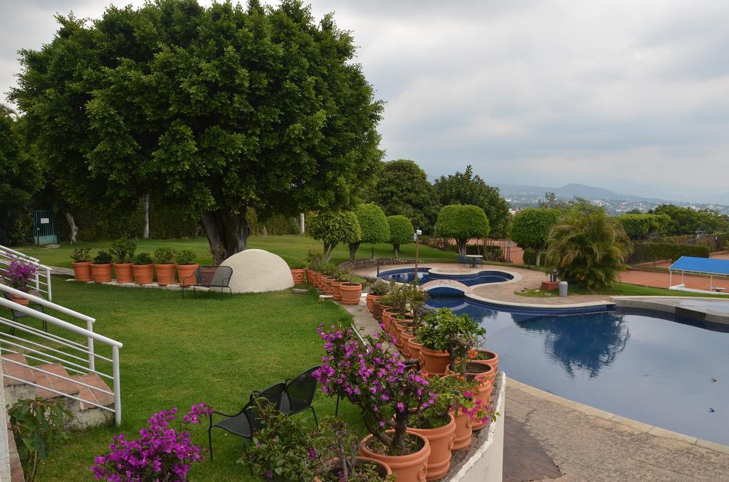 Villa Internacional Hotel & Club Cuernavaca Exterior foto